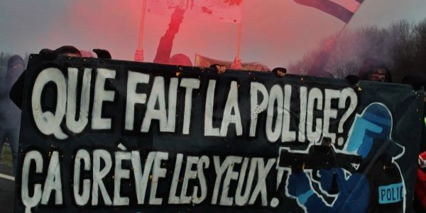 Image:Contre les armes de la police - Appel aux blessé-e-s, proches, collectifs