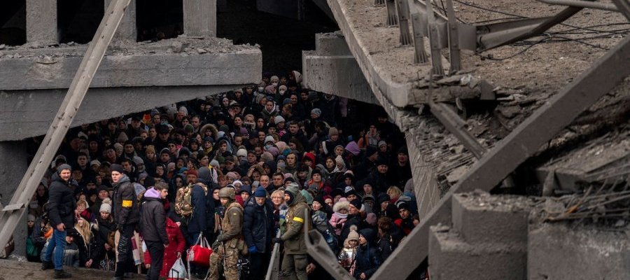 Image:L'Ukraine à la croisée des chemins : non-intervention ou devoir d'ingérence ?