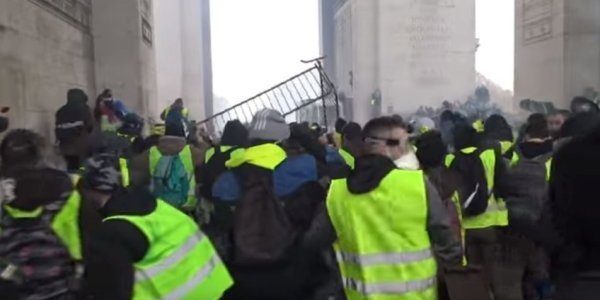 Image:« Gilets jaunes » sur Internet - 14/01/2019