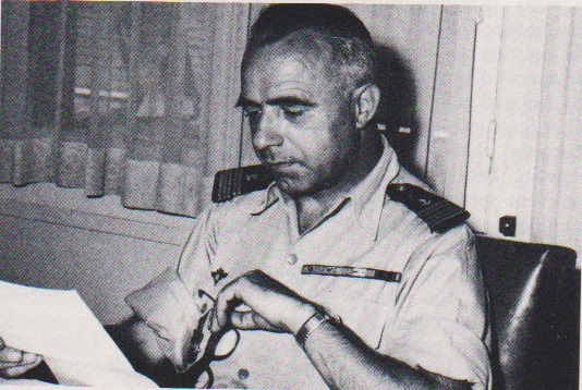 Le colonel Lacheroy (1960)